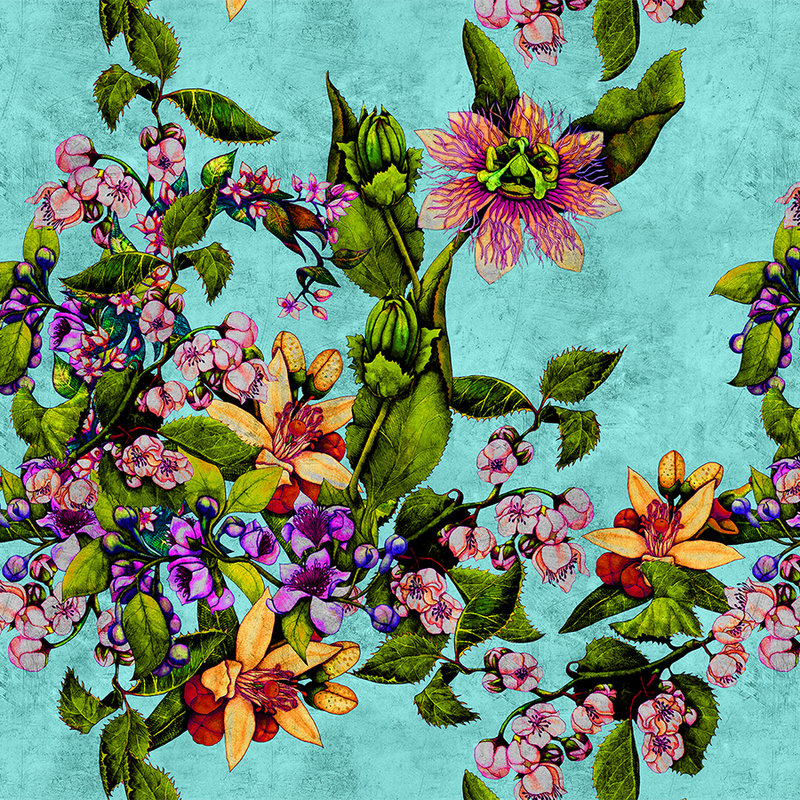 Tropical Passion 1 - Tropische Fototapete mit Blütenmuster in kratzer Struktur – Grün, Türkis | Perlmutt Glattvlies
