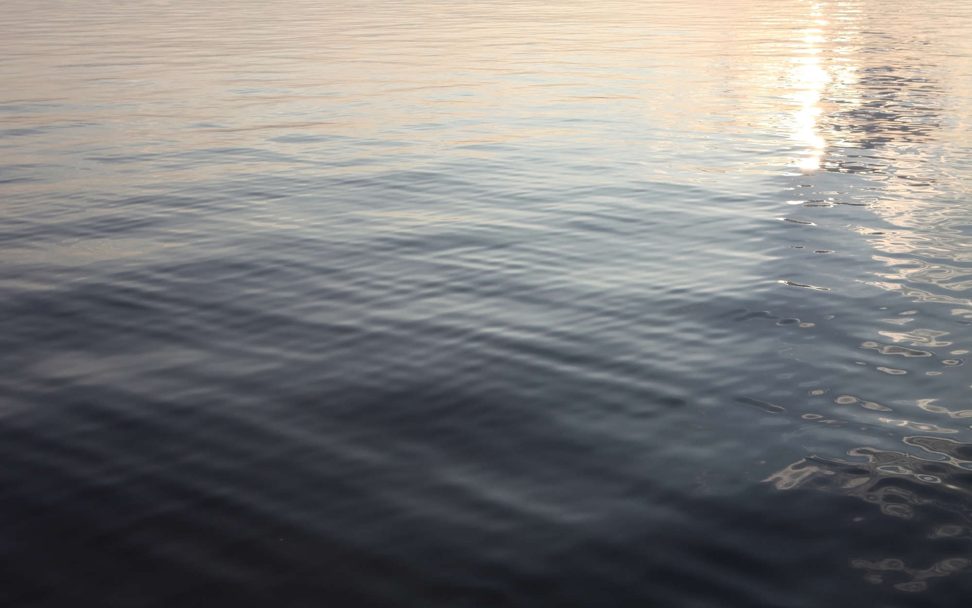             Fototapete Ruhiger See – Strukturiertes Vlies
        