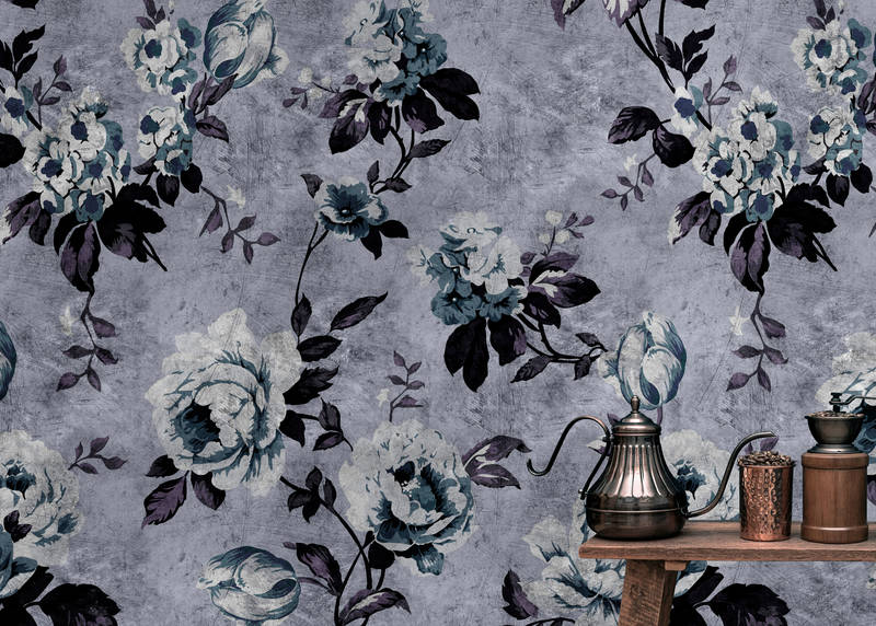             Wild roses 6 - Rosen Fototapete im Retrolook, Grau in kratzer Struktur – Blau, Violett | Mattes Glattvlies
        
