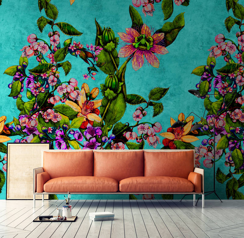             Tropical Passion 1 - Tropische Fototapete mit Blütenmuster in kratzer Struktur – Grün, Türkis | Premium Glattvlies
        