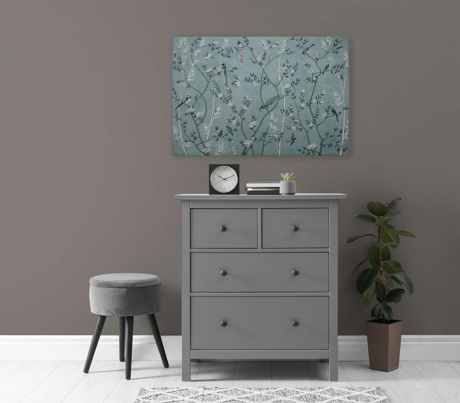             Tea Room 1 - Leinwandbild Vögel & Blüten Design in Petrol & Weiß – 0,90 m x 0,60 m
        