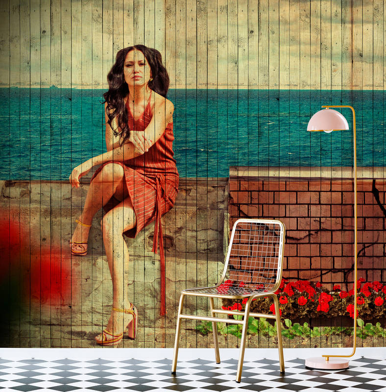             Havana 3 - Strandpromenade Fototapete in Holzpaneele Struktur mit Urlaubsstimmung – Beige, Blau | Mattes Glattvlies
        