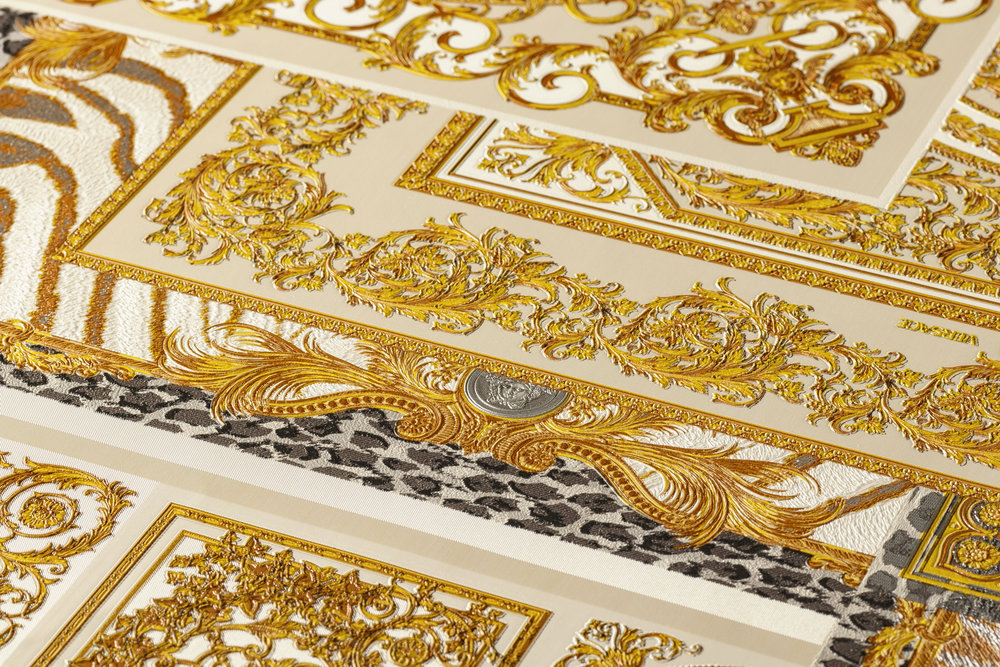             VERSACE Home Tapete Barock-Details & Animal Print – Gold, Silber, Creme
        