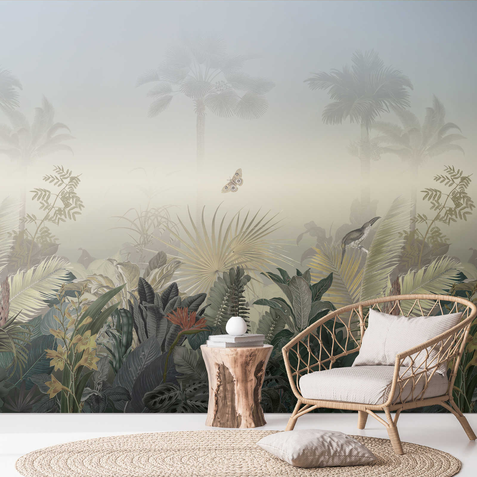 Dschungelmotiv Tapete mit Tieren bei Nebel – Bunt, Blau, Grün

