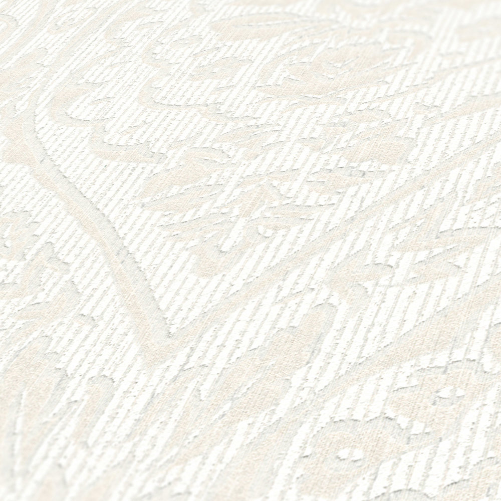             Strukturtapete mit floralem Ornamentmuster im Kolonial Stil – Weiß
        