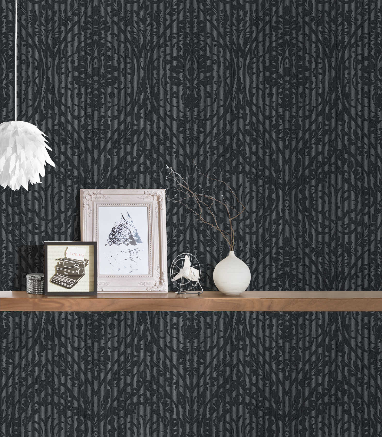             Florale Ornament Tapete im Kolonial Stil – Grau, Schwarz
        