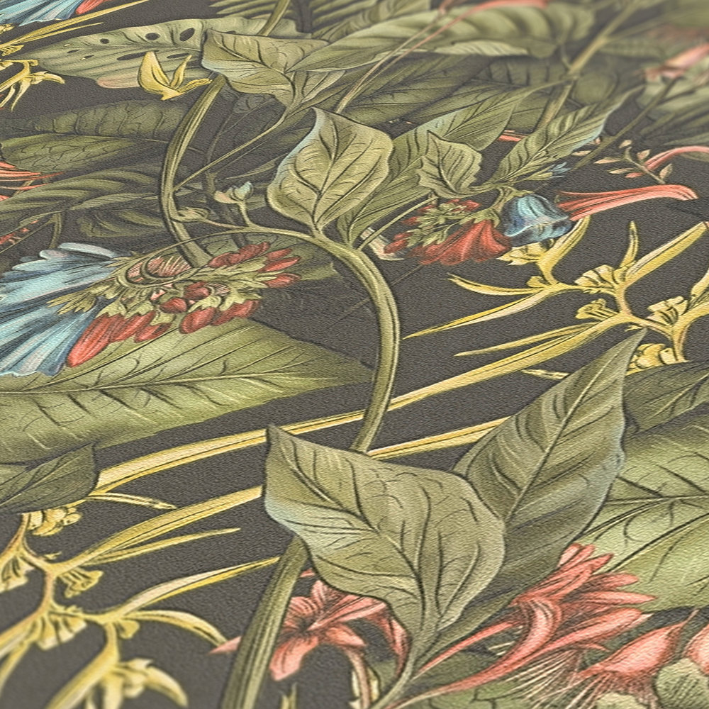             Tapete mit Blättern & Blüten im floralen Stil strukturiert matt – Grün, Dunkelgrün, Rot
        