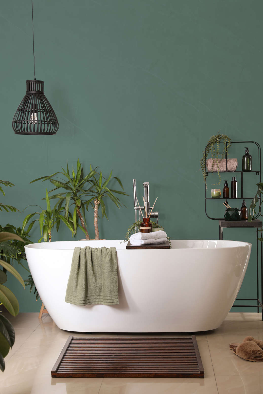             Premium Wandfarbe ruhiges Eukalyptus »Expressive Emerald« NW410 – 5 Liter
        
