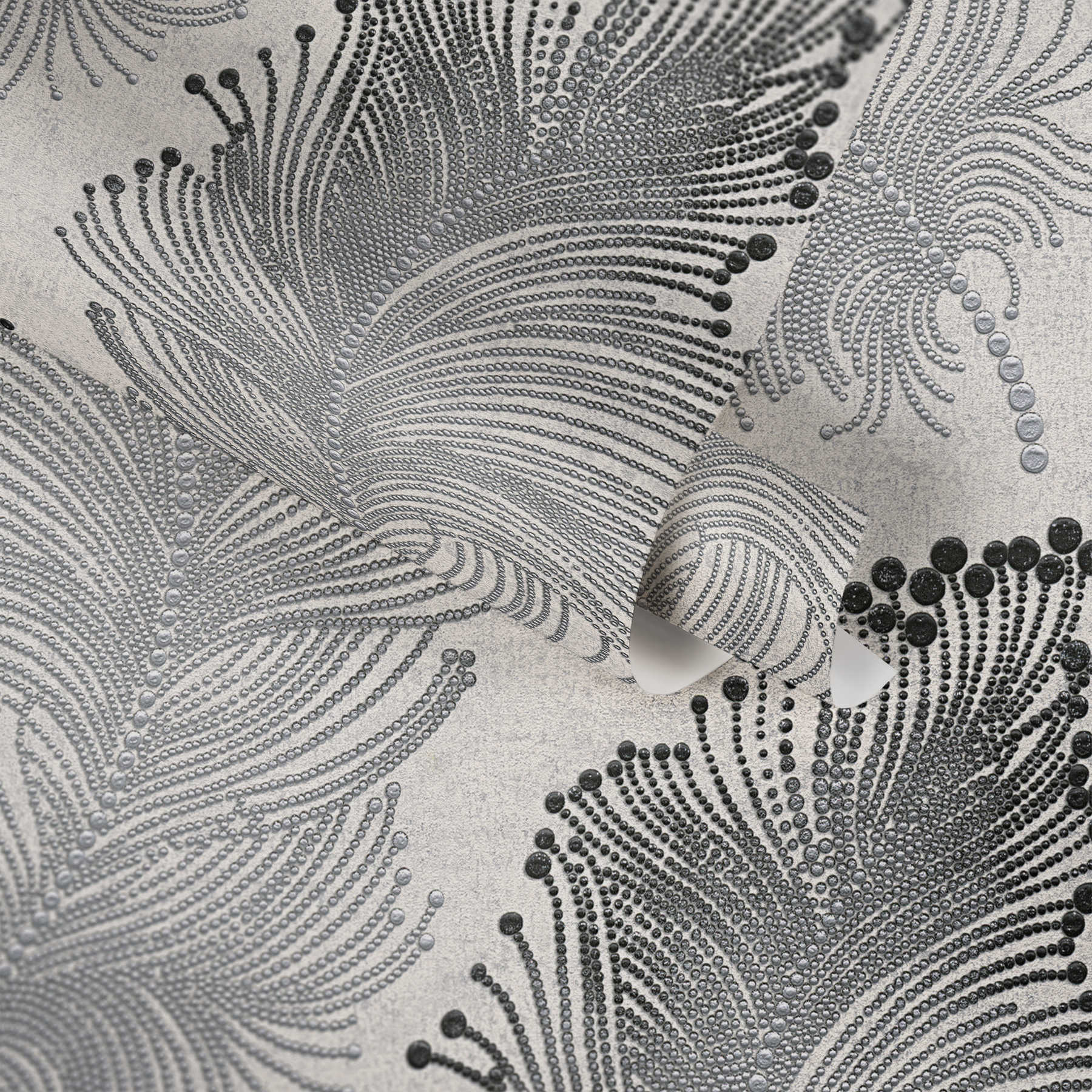             Metallic Tapete mit Feder Motiv im Boho Stil – Metallic, Weiß
        