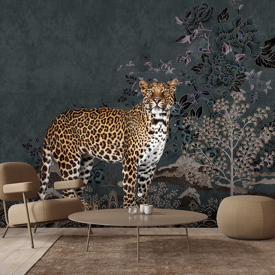 Fototapete »rani« - Abstraktes Jungle-Motiv mit Leopard – Glattes, leicht perlmutt-schimmerndes Vlies
