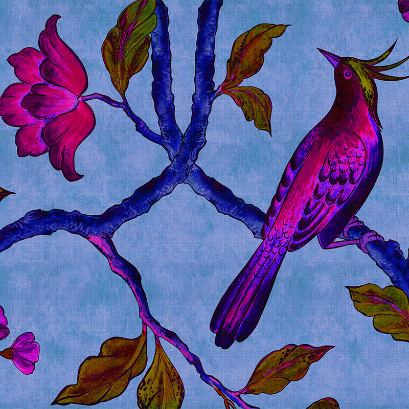 Bird Of Paradis 1 - Digitaldrucktapete in naturleinen Struktur mit Paradiesvogel – Blau, Violett | Premium Glattvlies
