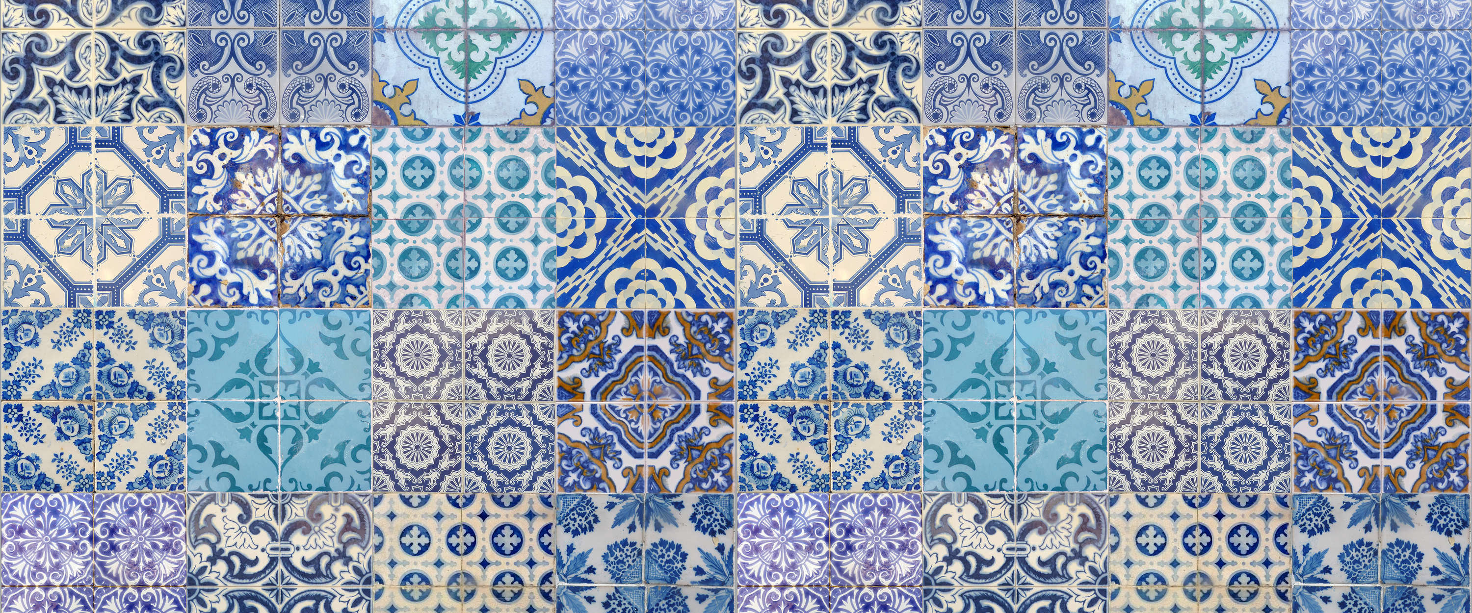             Fototapete Fliesenoptik Blau Weiß Vintage Mosaik Muster
        