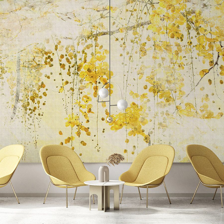 Fototapete »taiyo« - Blumengirlande mit Leinenstruktur im Hintergrund – Gelb | Glattes, leicht glänzendes Premiumvlies
