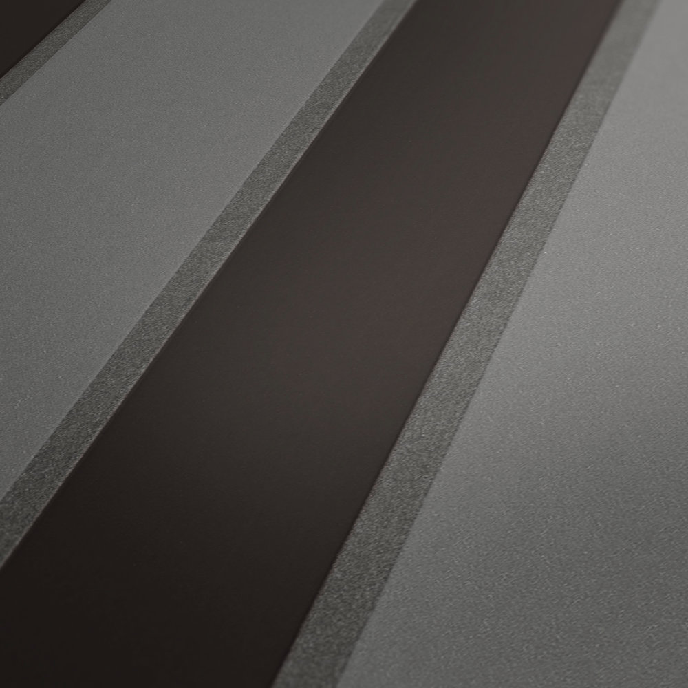             Metallic Tapete mit Streifen Muster – Grau, Schwarz
        