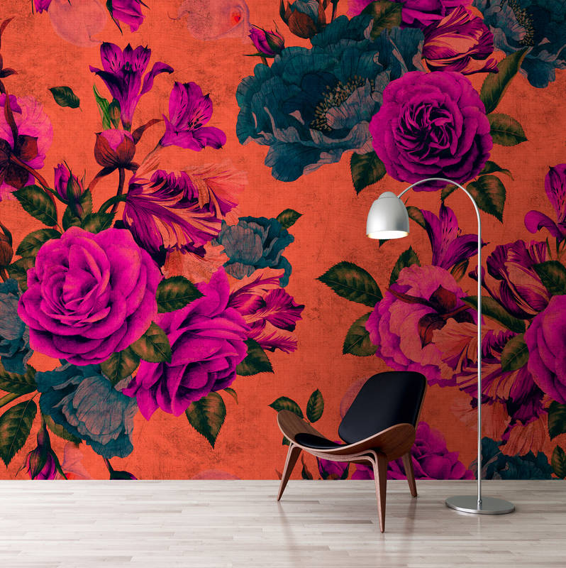            Spanish rose 2 - Rosenblüten Fototapete, natürlich Struktur mit leuchtenden Farben – Orange, Violett | Struktur Vlies
        