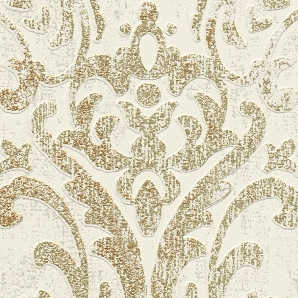             Barock Vliestapete mit Ornament und glänzender Metallic-Optik – Weiß, Gold, Silber
        