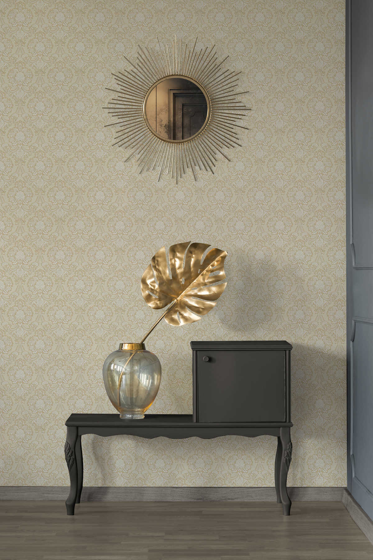             Opulente Ornament-Tapete, goldene Akzente – Gold, Beige, Creme
        