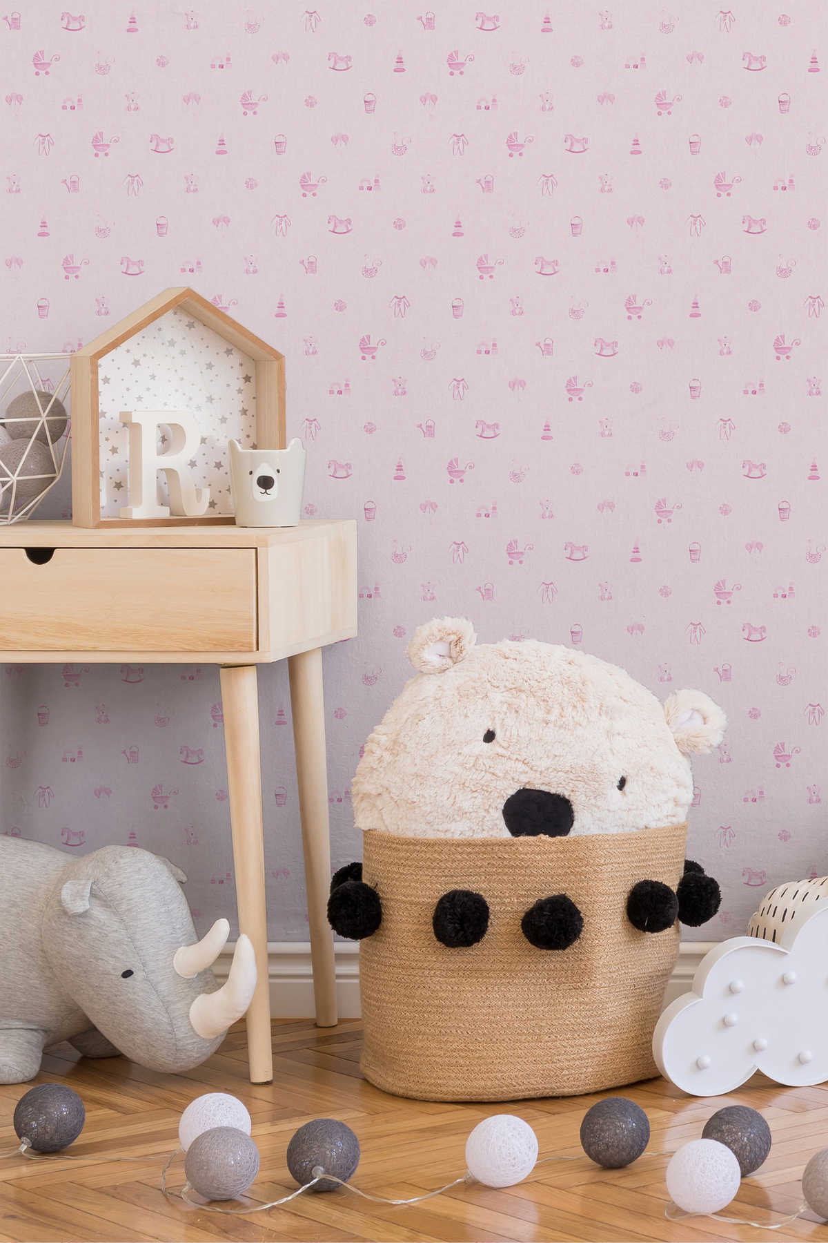             Schöne Babyzimmer Tapete für Mädchen mit Rosa Muster
        