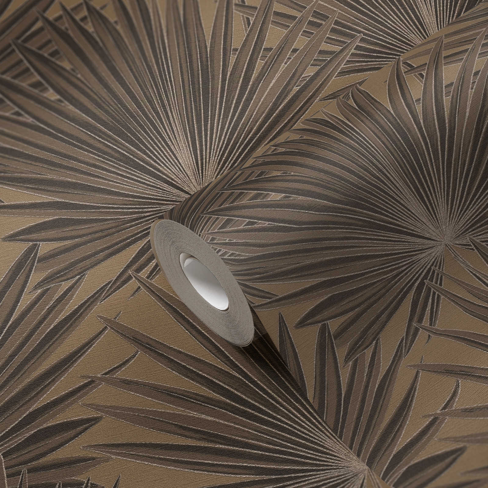             Vliestapete mit Palmblättern und Glanzeffekt – Braun, Schwarz
        