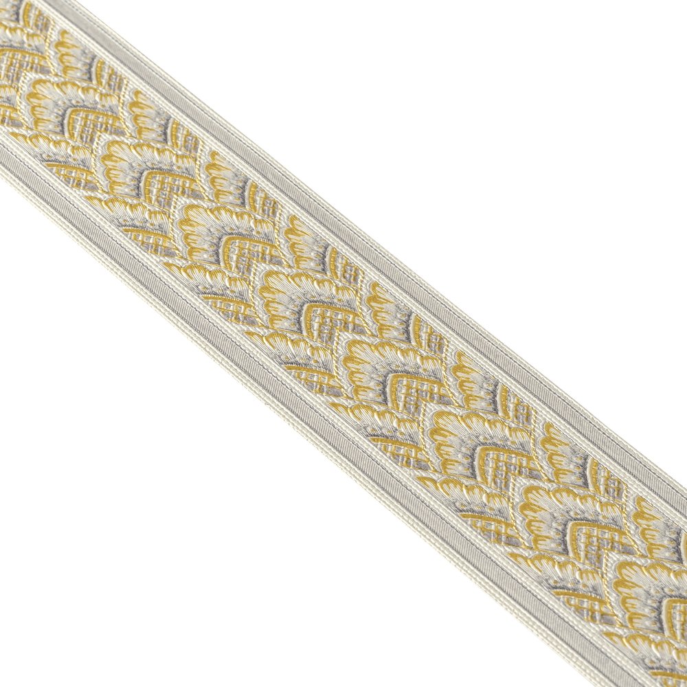             Metallic Tapetenbordüre mit Muschelmuster in Gold & Silber
        