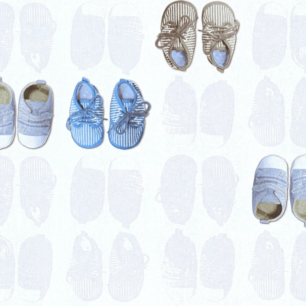             Babyzimmer Tapete Babyschuhe für Jungen – Blau, Weiß
        