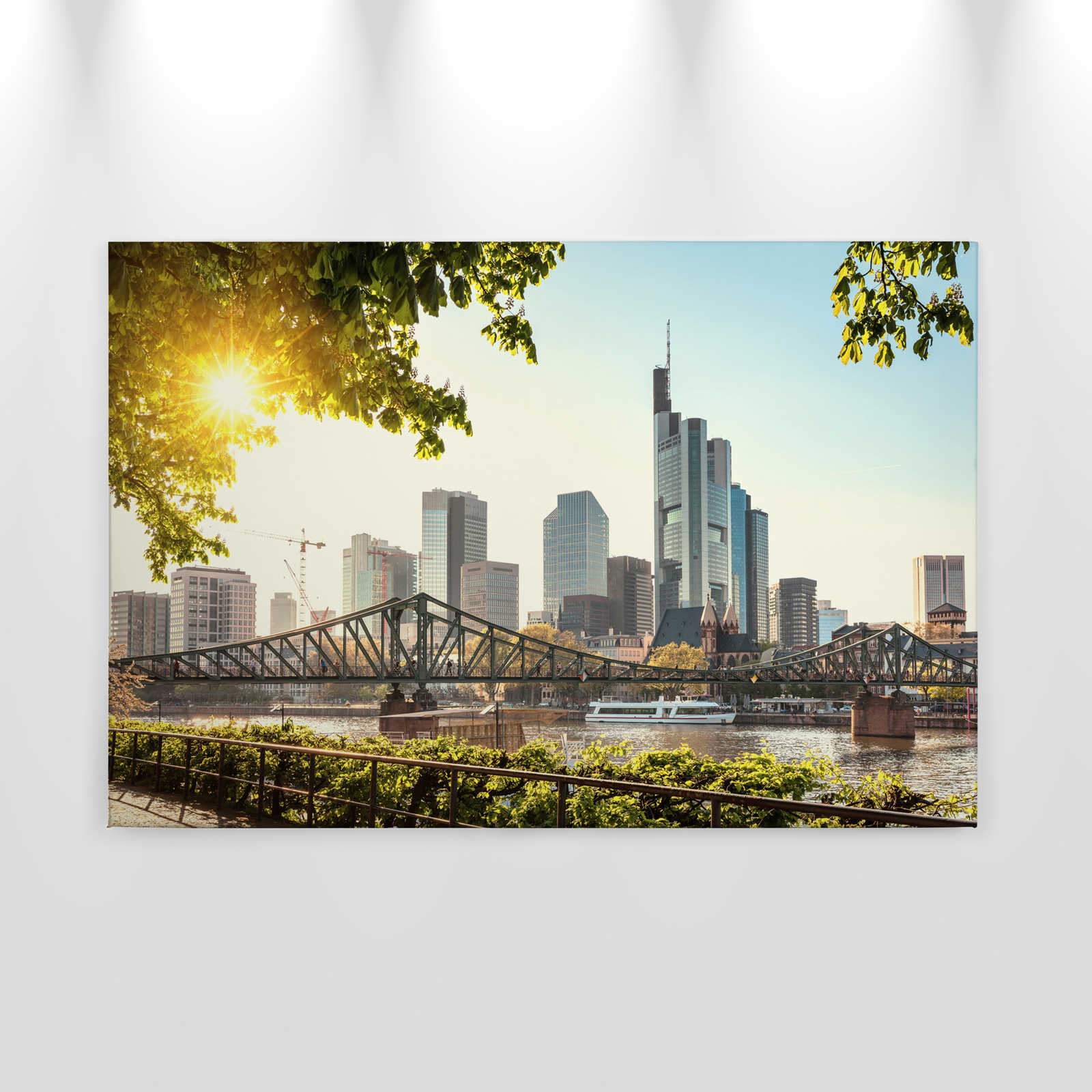             Leinwand mit Frankfurt Skyline – 0,90 m x 0,60 m
        
