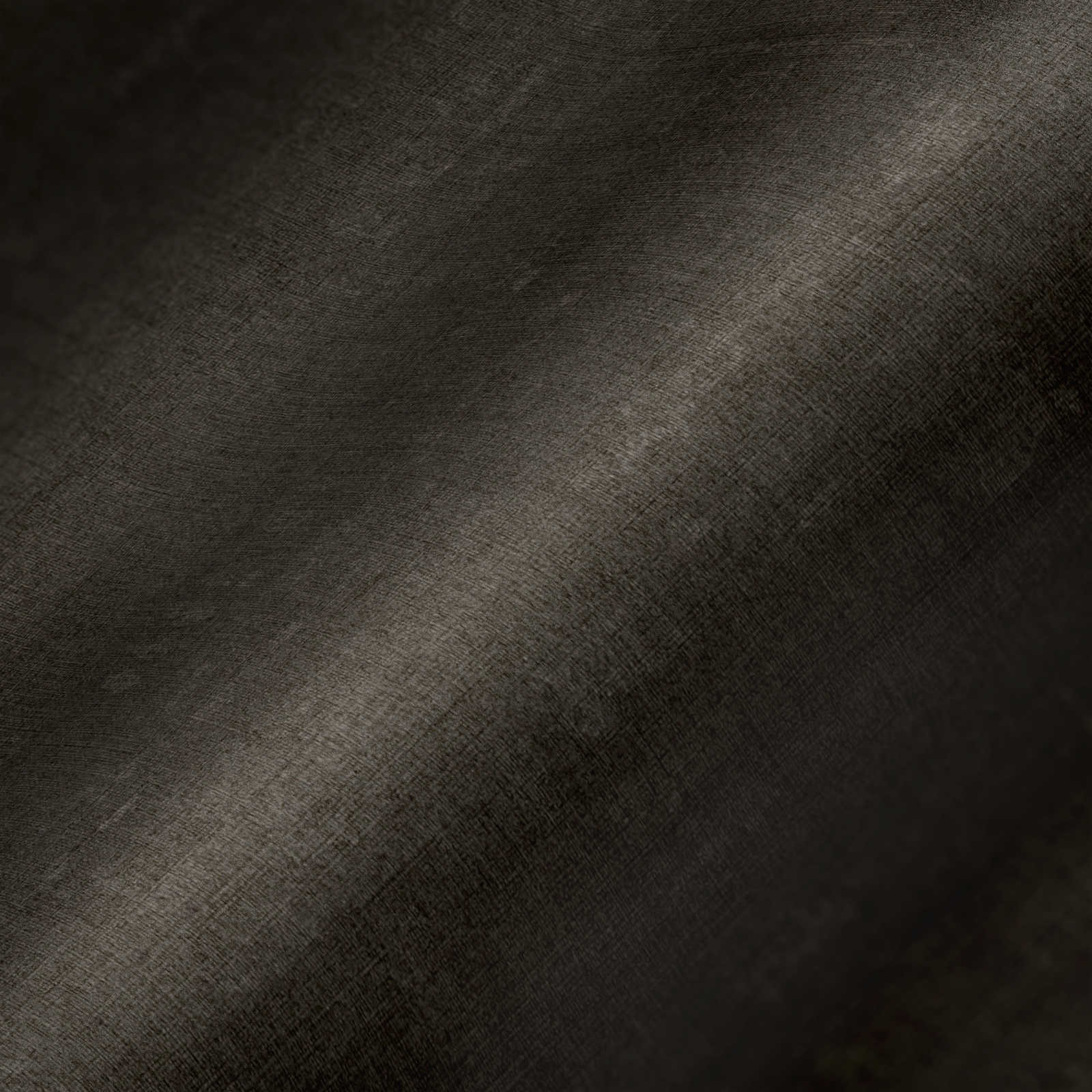             Braune Tapete einfarbig und meliert mit Strukturprägung
        