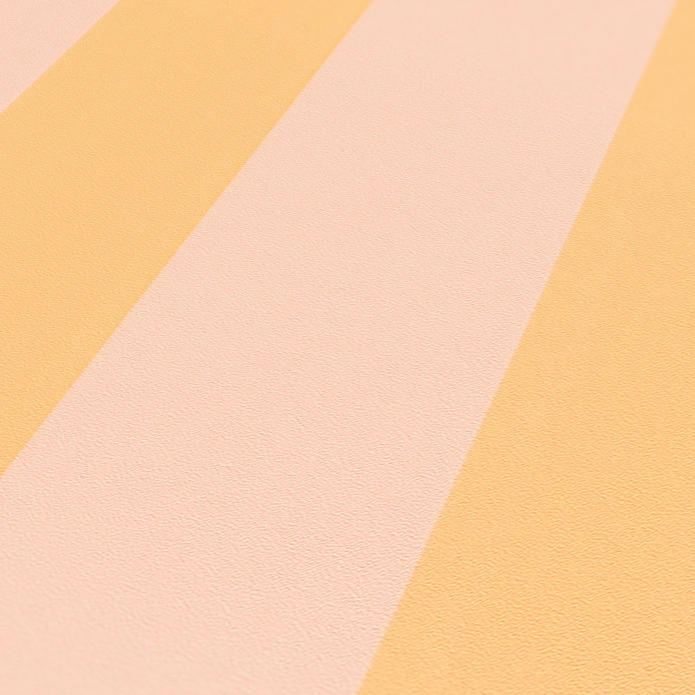             Vliestapete mit Blockstreifen in sanften Farbtönen – Orange, Rosa
        