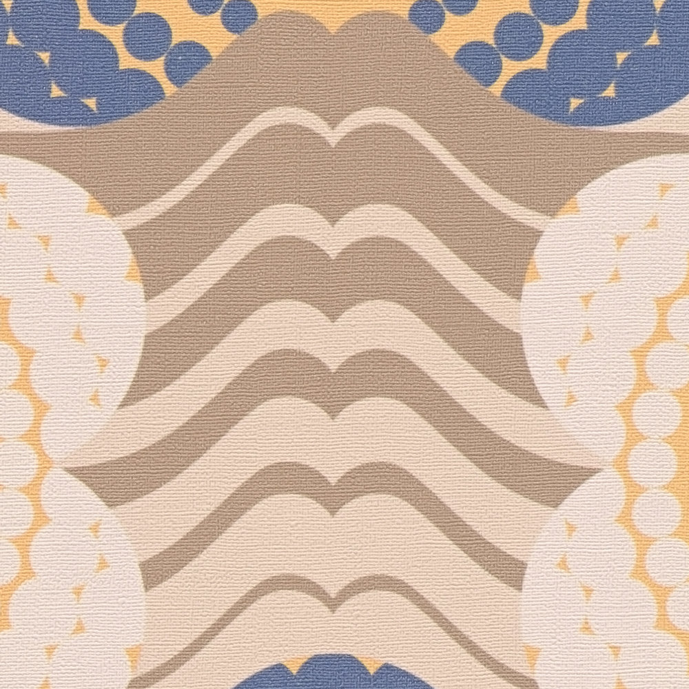             Leicht strukturierte Tapete mit Wellen und Blumen Bemusterung – Beige, Braun, Blau
        