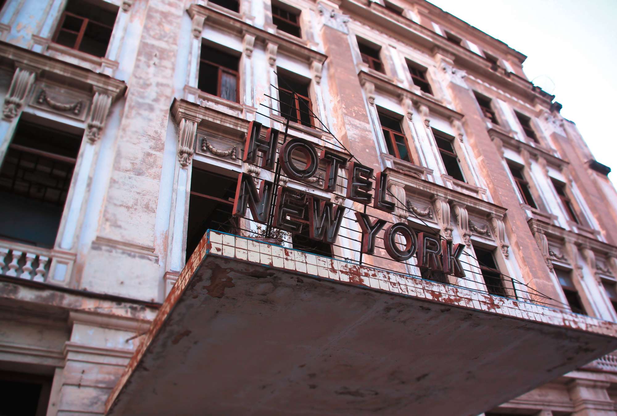             Hotel – Fototapete New York Retro Motiv
        
