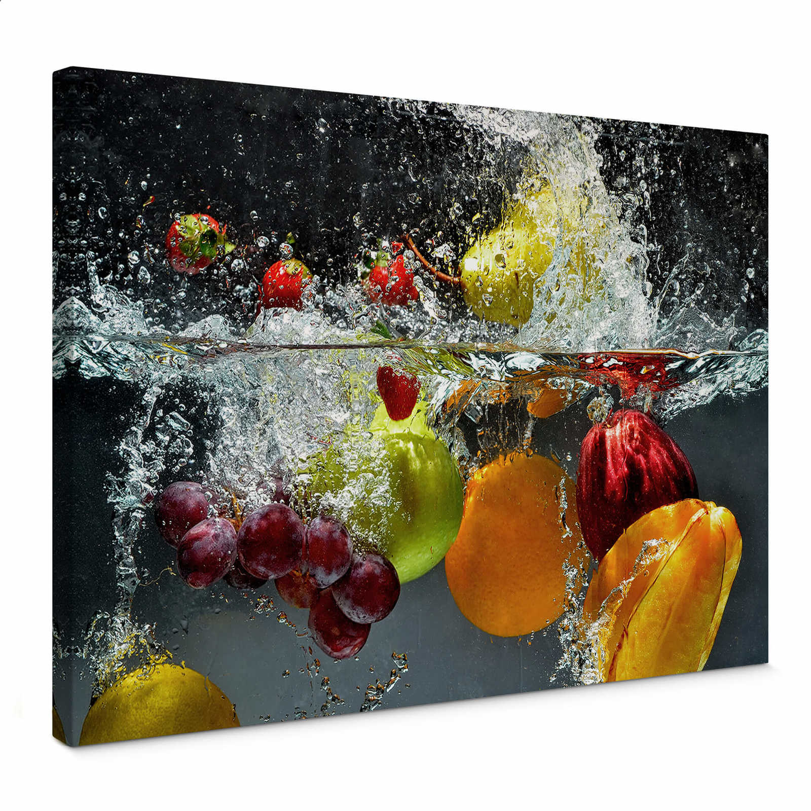Leinwandbild frisches Obst im Wasserbad – 0,70 m x 0,50 m

