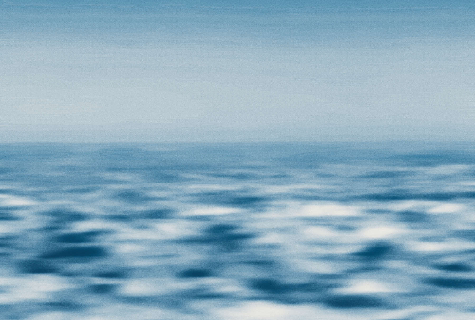             Fototapete abstrakter Meerblick, Wellen & Himmel – Blau, Weiß
        
