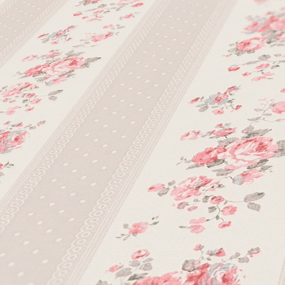             Tapete im Shabby Chic Stil mit floralen und gepunkteten Streifen – Greige, Weiß, Rot
        
