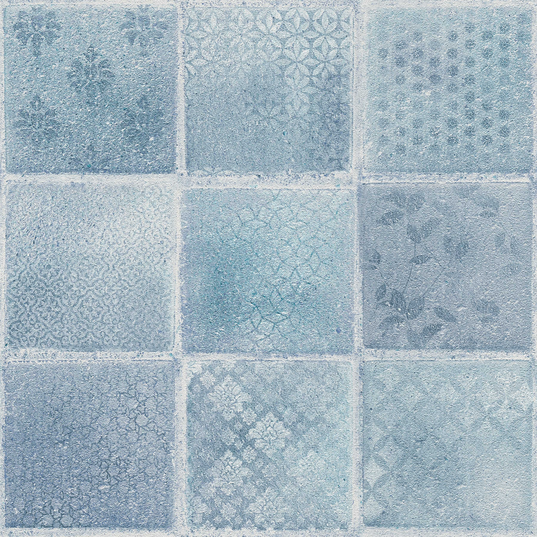         Tapete in Mosaik- und Fliesenoptik – Blau, Grau, Creme
    