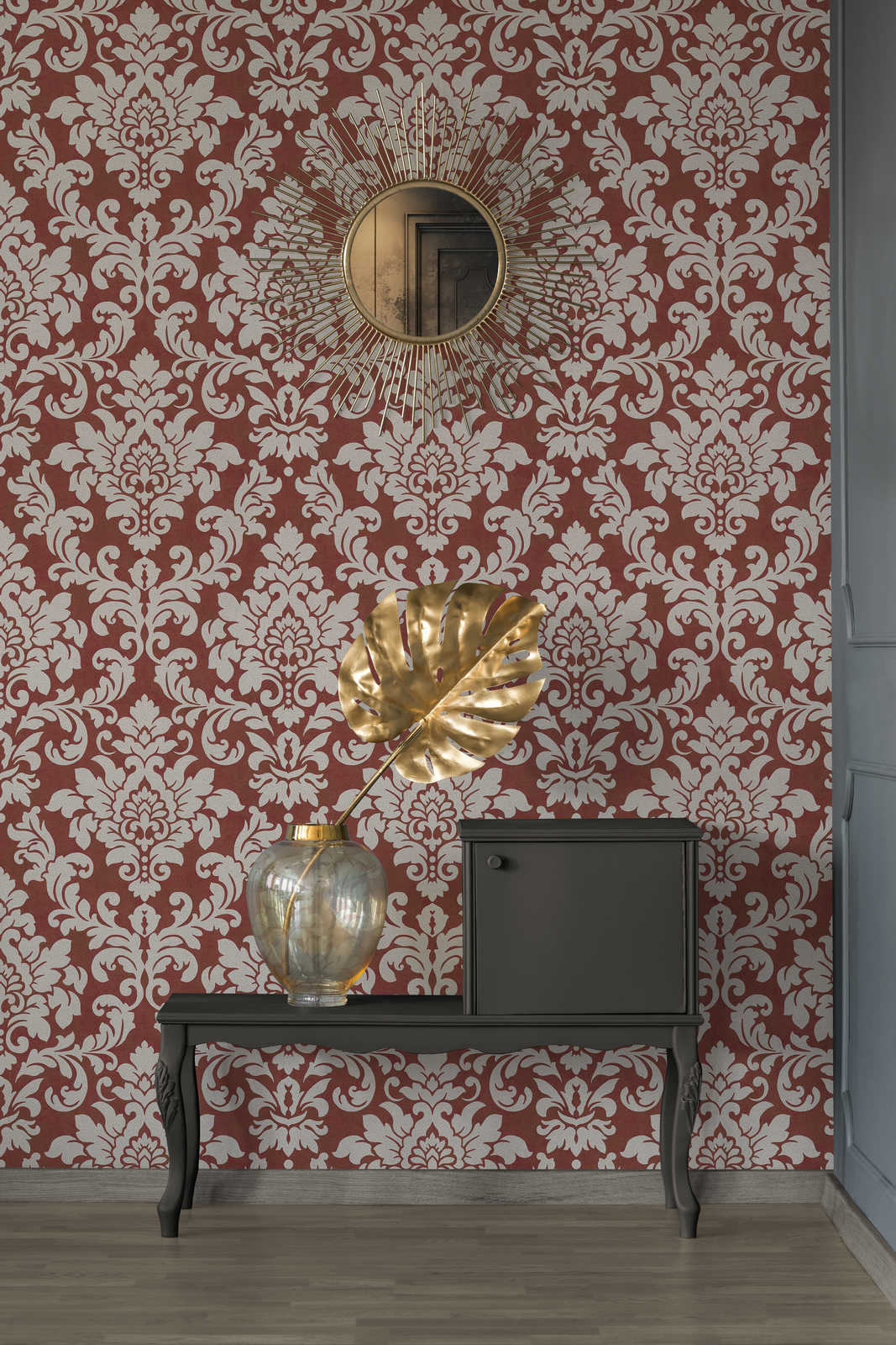             Florale Ornamenttapete mit Metallic-Effekt – Rot, Gold, Beige
        