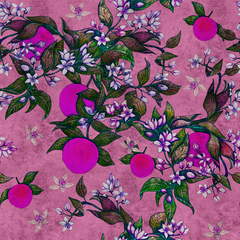 Grapefruit Tree 2 - Fototapete mit Grapefruit & Blütendesign in kratzer Struktur – Rosa, Violett | Premium Glattvlies
