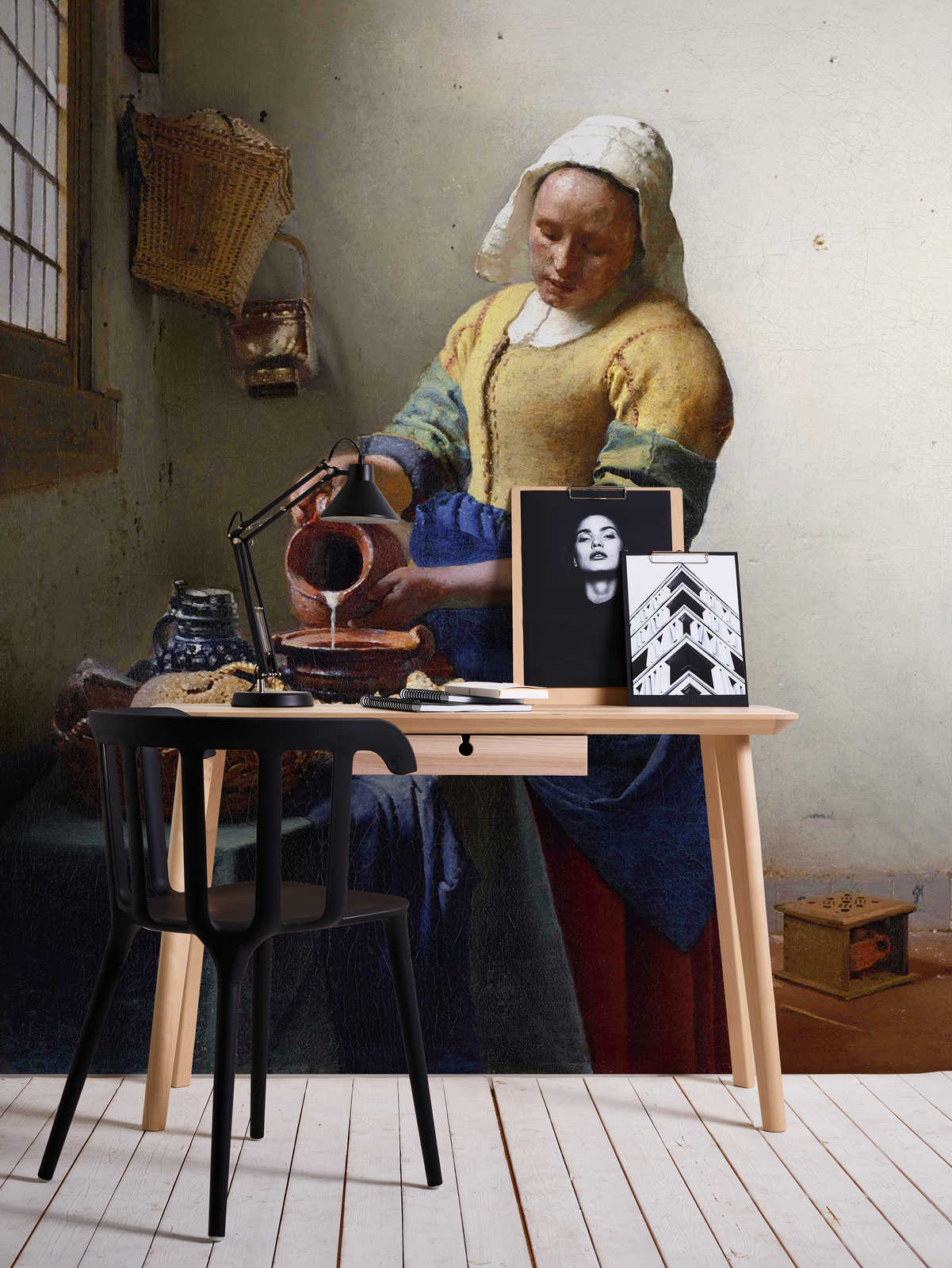             Fototapete "Dienstmagd mit Milchkrug" von Jan Vermeer
        