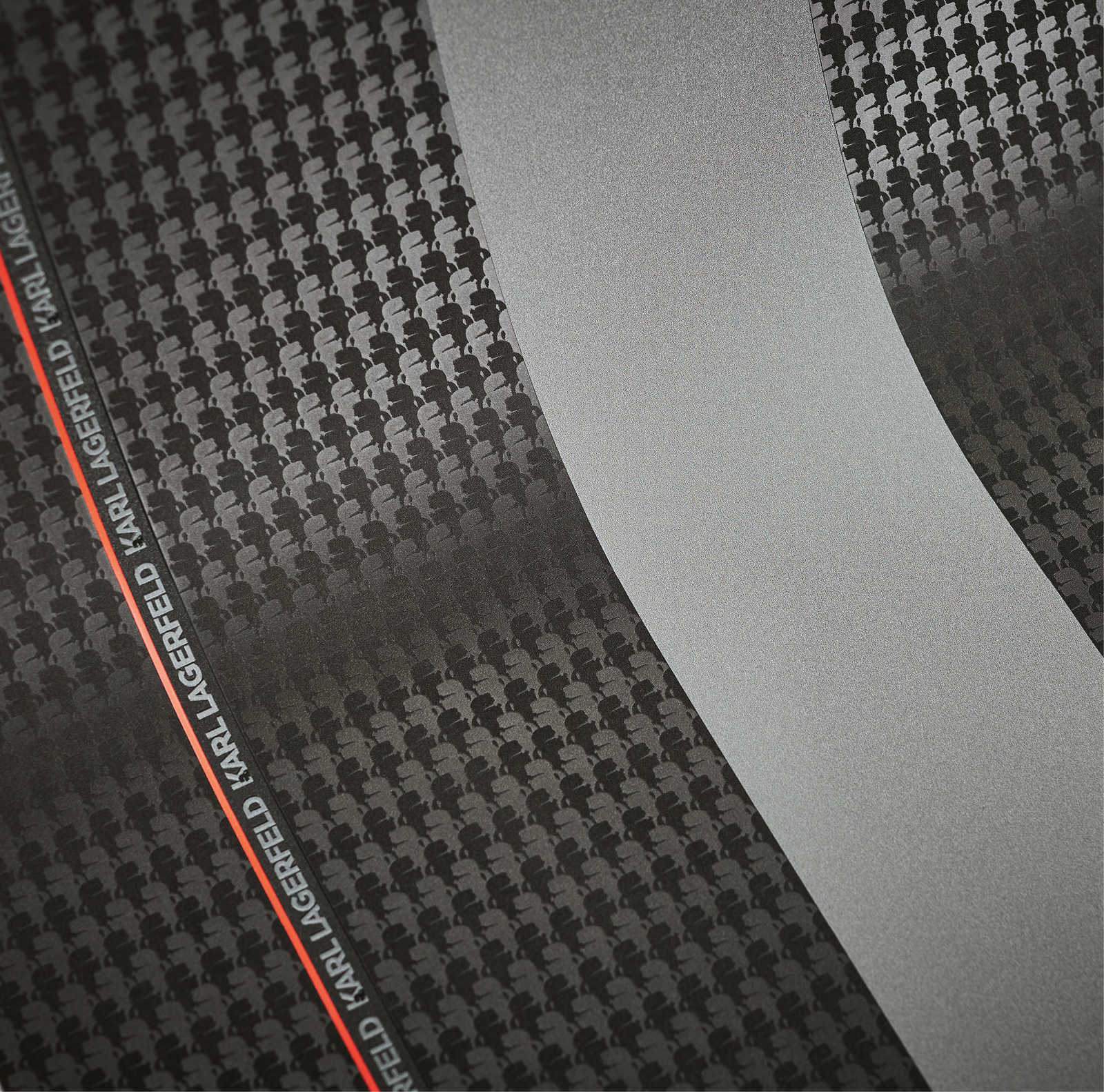             Streifentapete Karl LAGERFELD mit Textureffekt – Grau, Schwarz
        