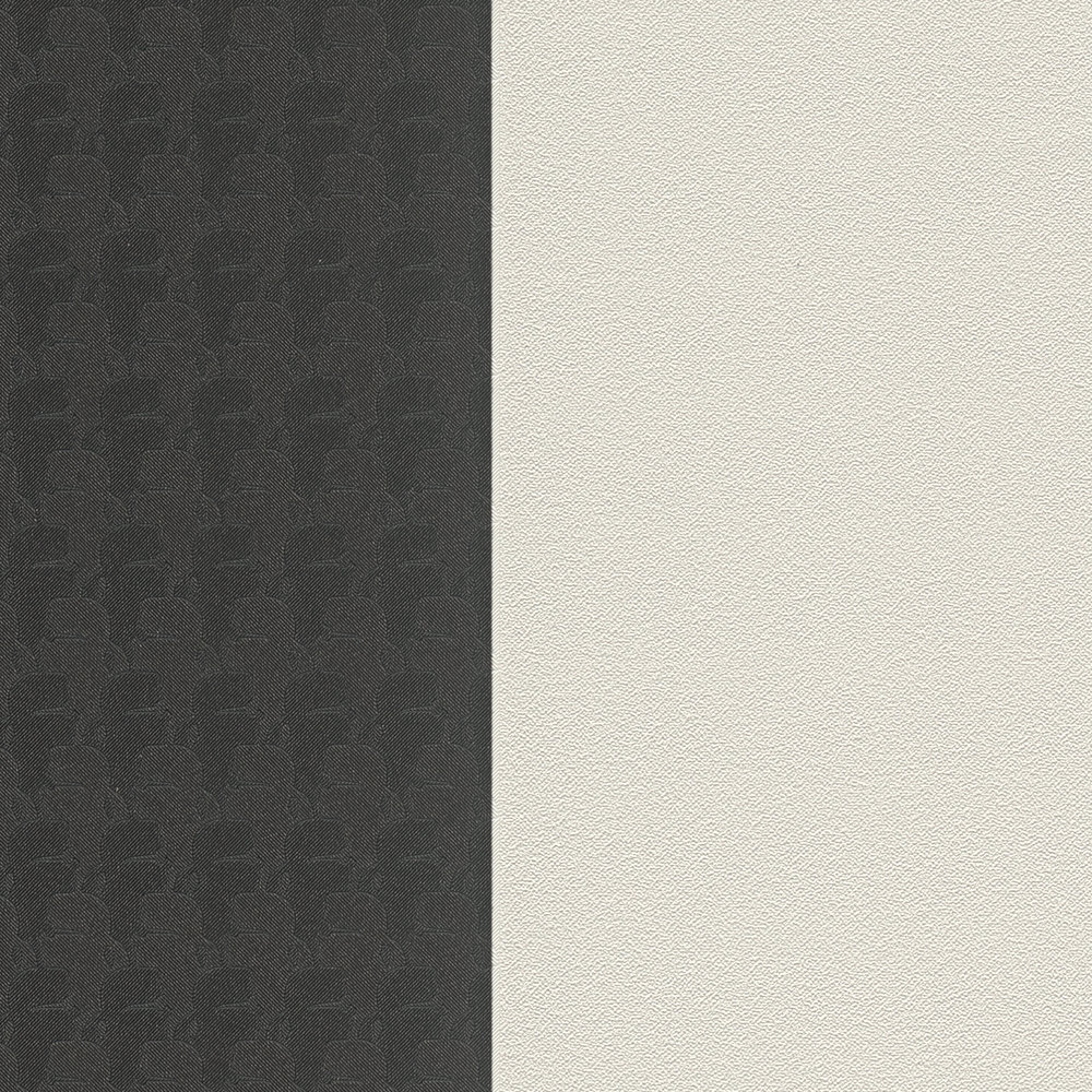             Vliestapete Karl LAGERFELD gestreift mit Textureffekt – Schwarz, Weiß
        