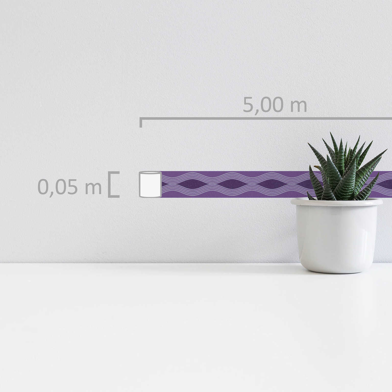             Violette Borte mit grafischem Design und Linienmuster – Violett, Weiß
        