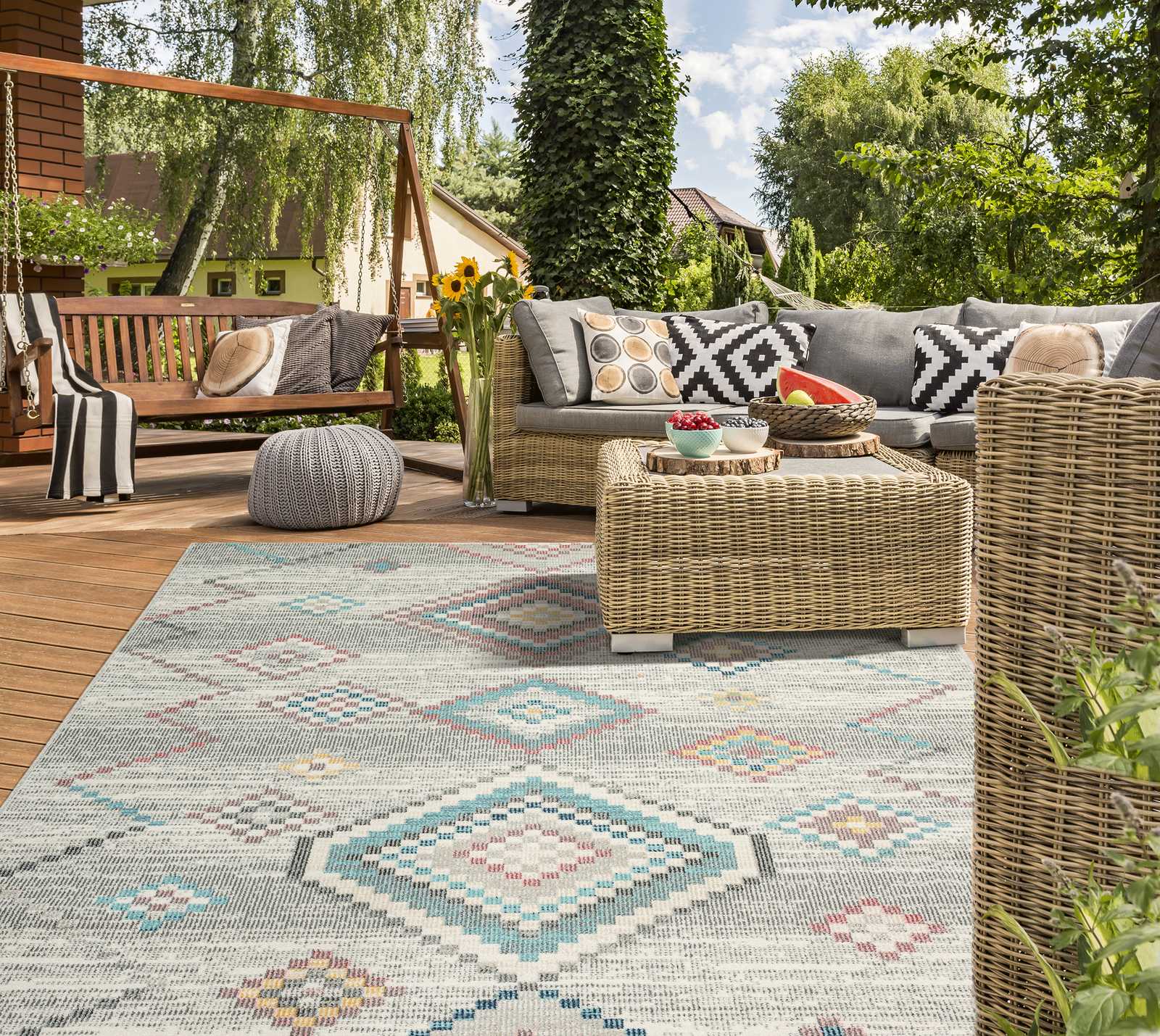         Cremefarbener Outdoor Teppich aus Flachgewebe – 150 x 80 cm
    