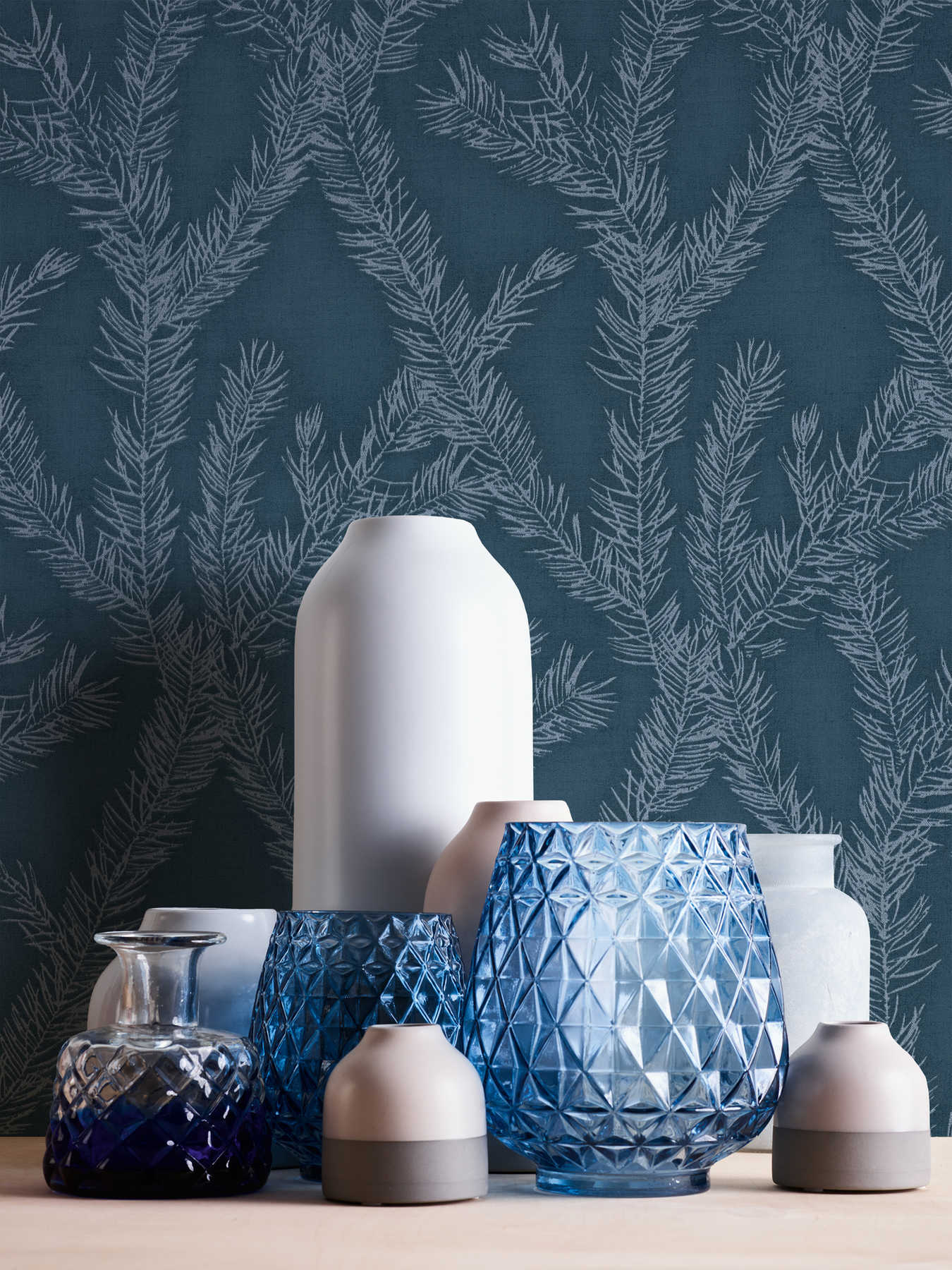             Wohnzimmer Tapete Natur Design mit Metallic-Akzenten – Blau
        