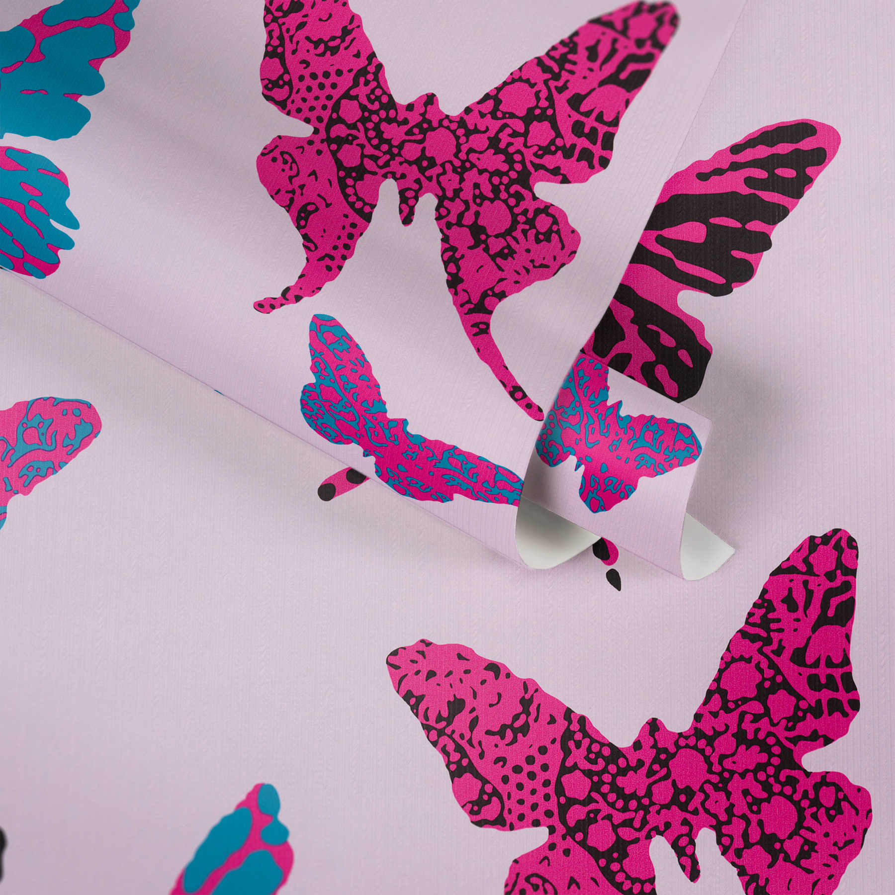             Schmetterling Tapete im Grafik-Design fürs Kinderzimmer– Violett, Blau
        