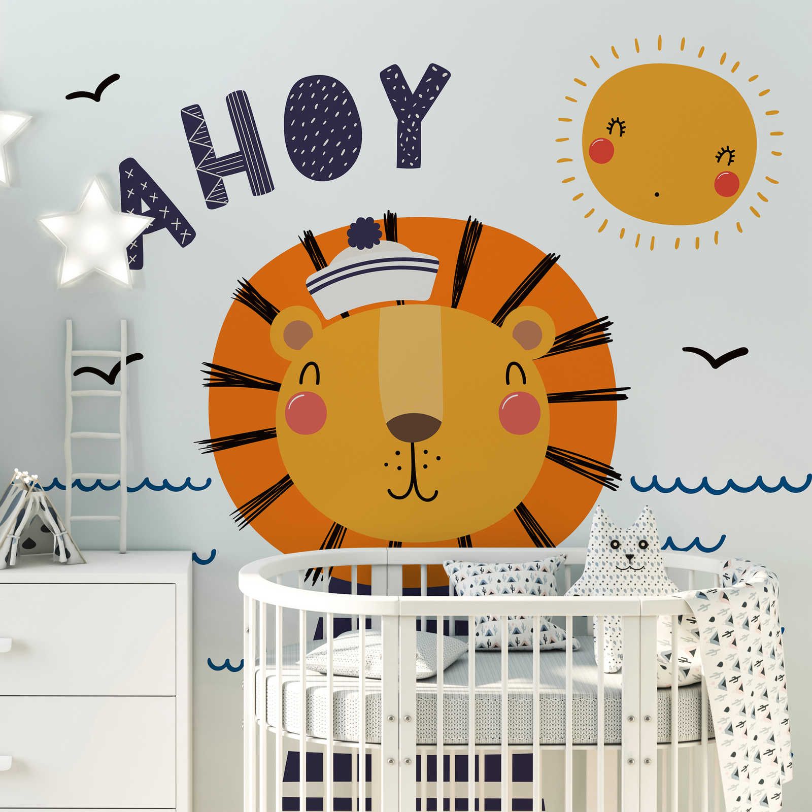         Fototapete fürs Kinderzimmer mit Löwen-Pirat – Glattes & leicht glänzendes Vlies
    