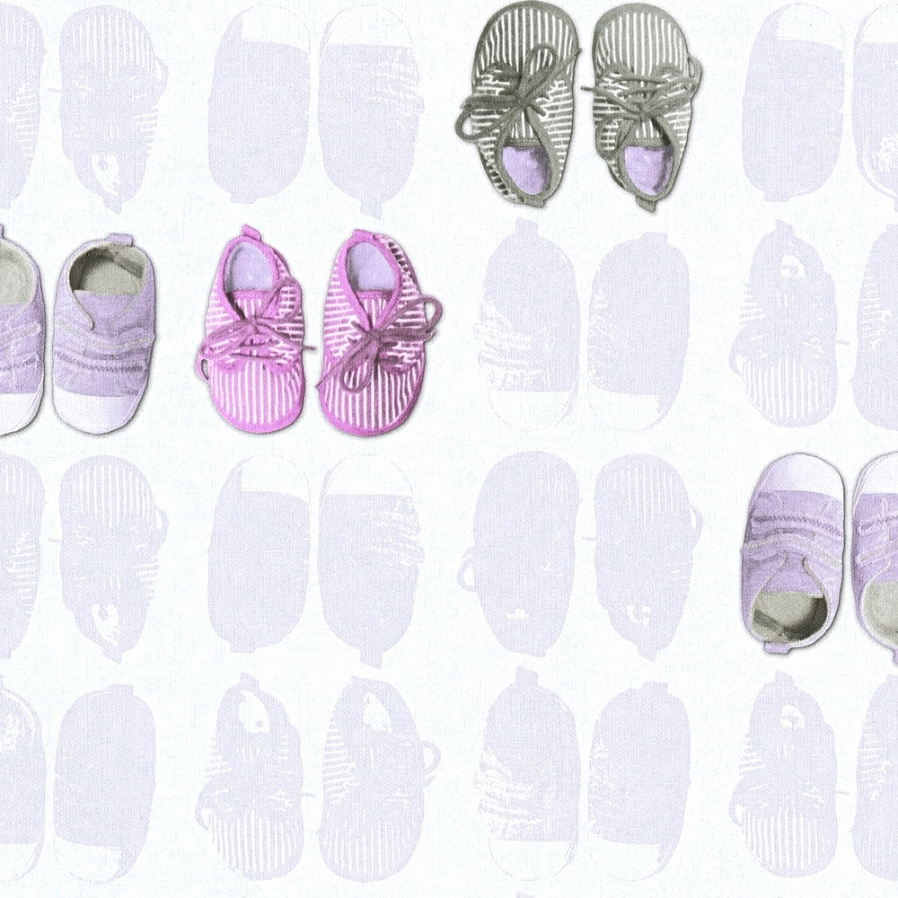             Babyzimmer Tapete Babyschuhe für Mädchen – Rosa, Weiß
        