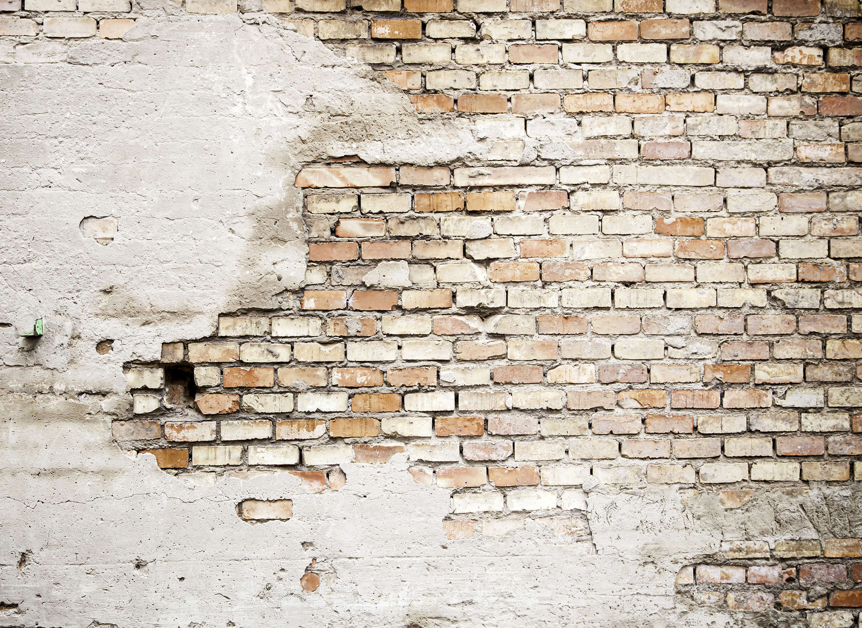             Fototapete Backsteinmauer im Industrialstyle mit Putzoptik – Braun, Grau, Beige
        
