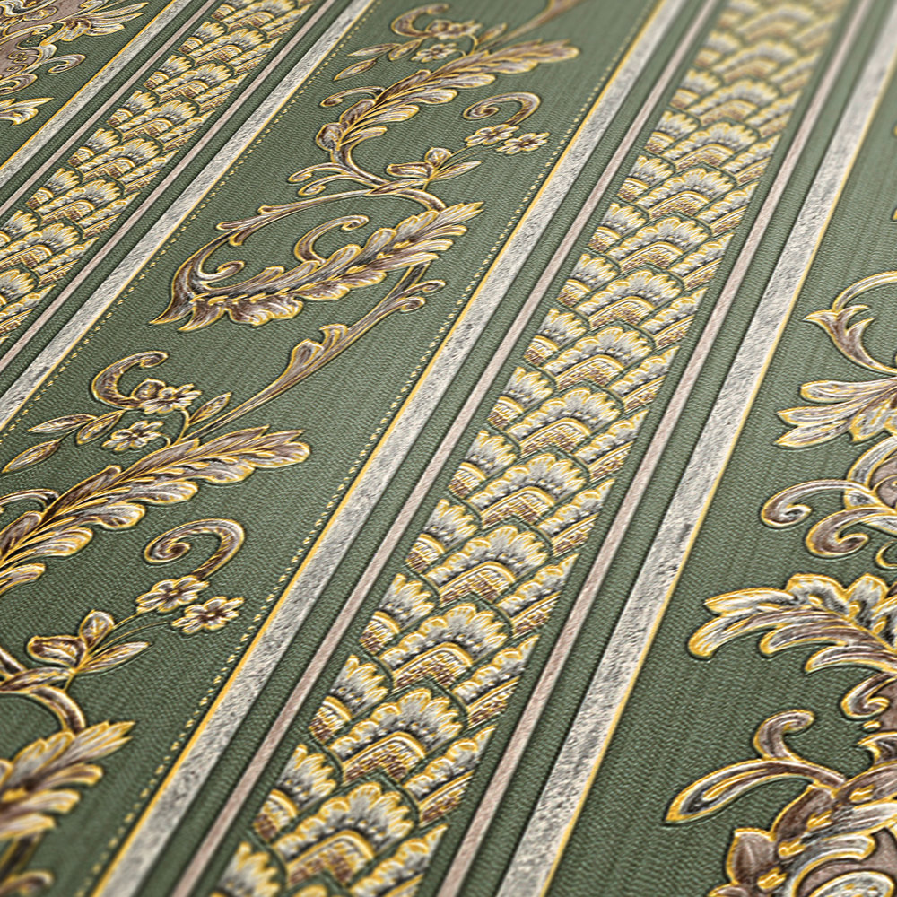             Tapete gestreift mit Barock-Ornamenten – Gold, Grün
        