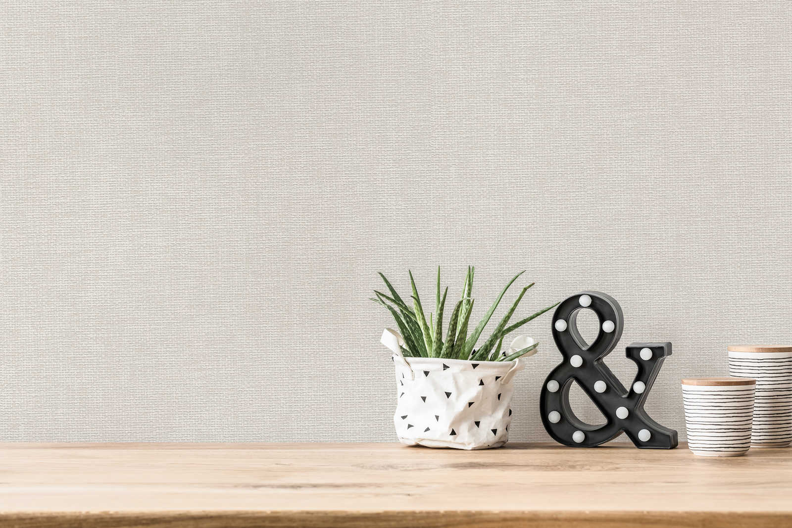             Leinenoptik Tapete im Scandinavian Design – Grau
        