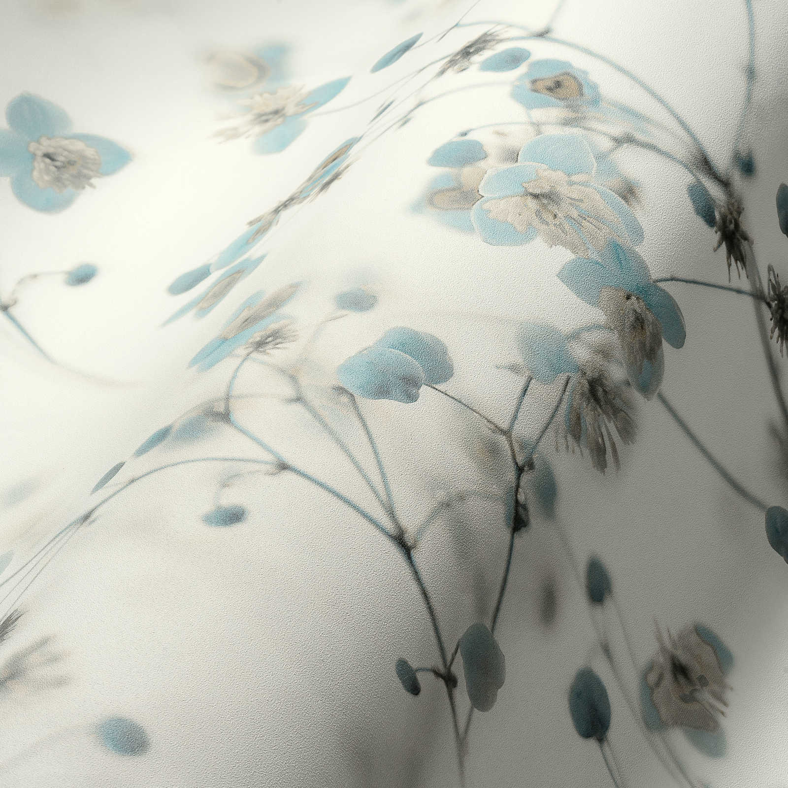             Romantische Blumentapete Fotocollage Stil – Grau, Blau
        