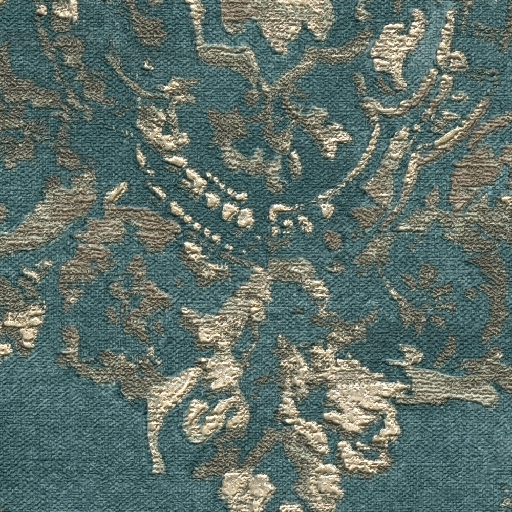             Petrol Tapete mit Klassik Ornamentmuster – Blau, Metallic
        